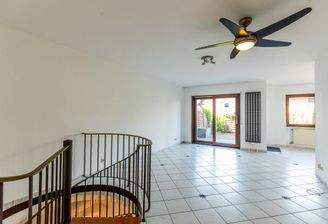 Wohnzimmer Ansicht 2