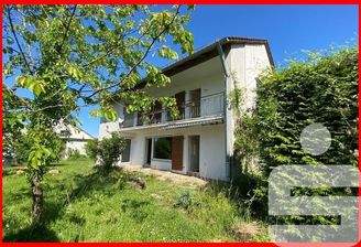 Hausansicht Straßenseite