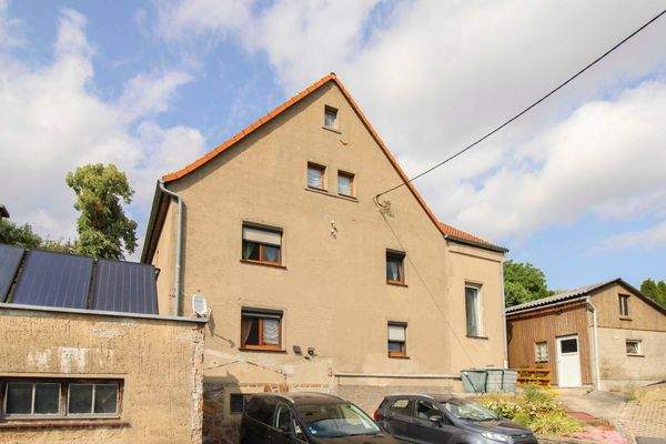 Hausansicht straßenseitig 02