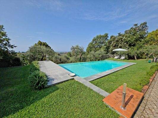 20250827_103059 - 1K JPEG.jpg