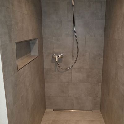dusche-nische__0002_PB080140