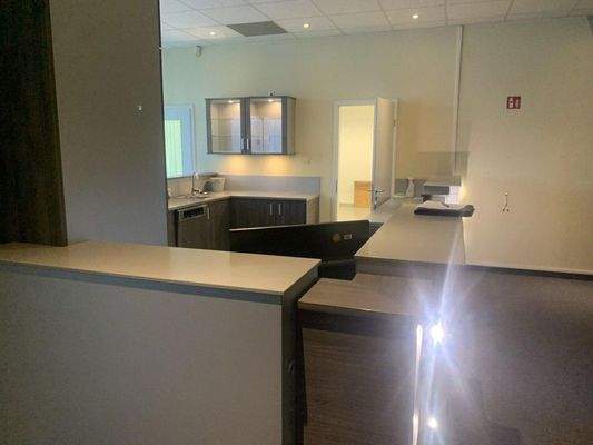 Einbauküche & Theke.Foto-2