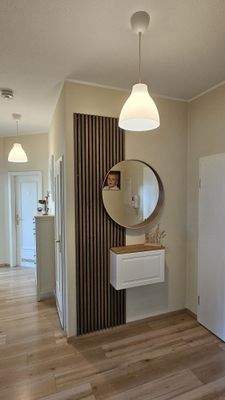 IMG-20240221-WA0003 (1)_Flur.jpg