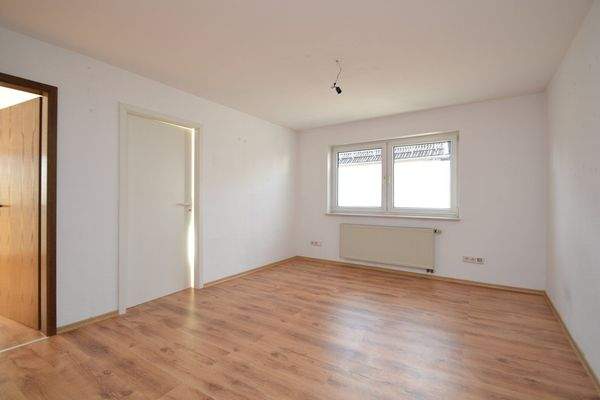 Beispiel Praxis 1.OG