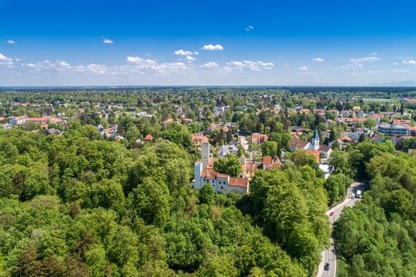 Die Immobilie liegt in bester Lage von Grünwald