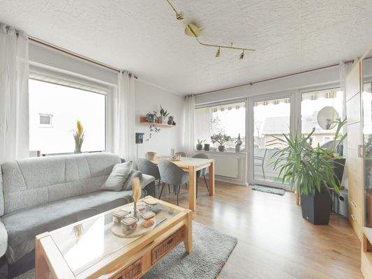 Wohn - und Esszimmer