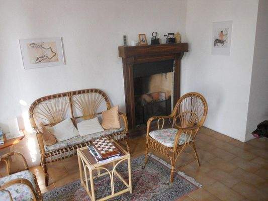 Eingangshalle mit Kamin