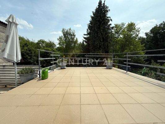 Wo wir gerade über die Terrasse sprechen...