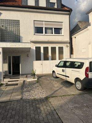 Eingang Haus+Gewerbeeinheit