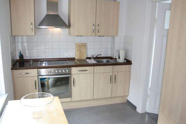 Küche mit Einbauküche