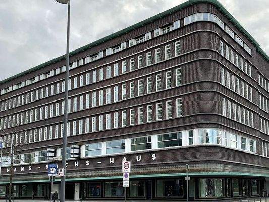 + Hans-Sachs-Haus
