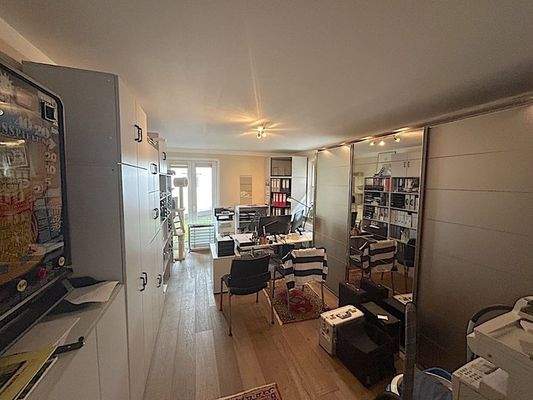 Homeoffice im Erdgeschoss.