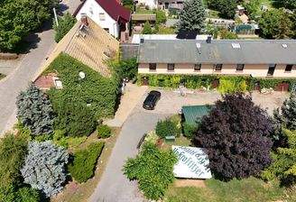 Vorderhaus + 2. Wohnhaus