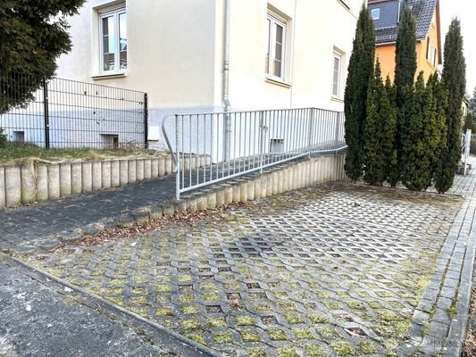 Rampe und Stellplatz