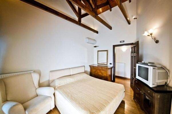 Kreta, Katsikia: Luxuriöse Villa mit Pool, Garten, Meerblick zu verkaufen