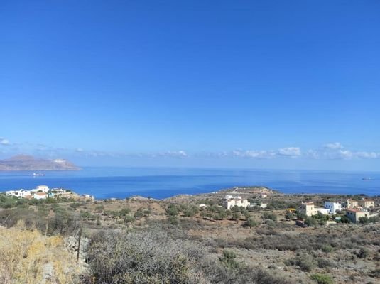 Kreta, Kokkino Chorio: Riesiges Grundstück mit Meerblick zu verkaufen