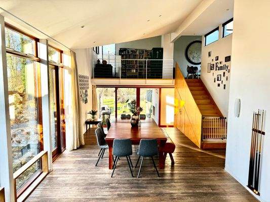 Essplatz im offenen Wohnbereich