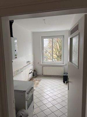 Küche vor Einbau der neuen Einbauküche