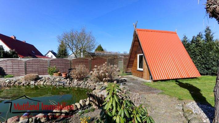 Nebengelass und Teich