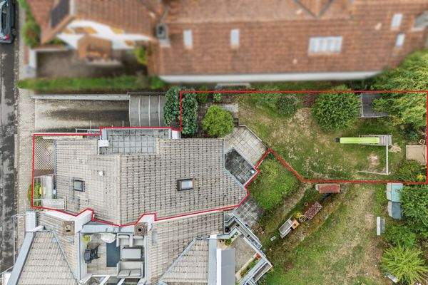 Draufsicht, Reihendendhaus und dazugehöriger Garten 