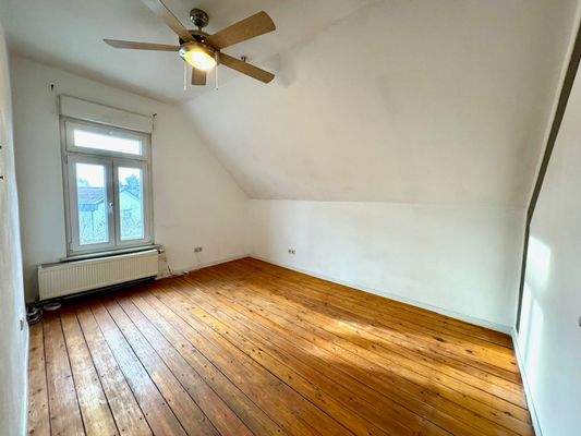 E9 Schlafzimmer OG.jpeg