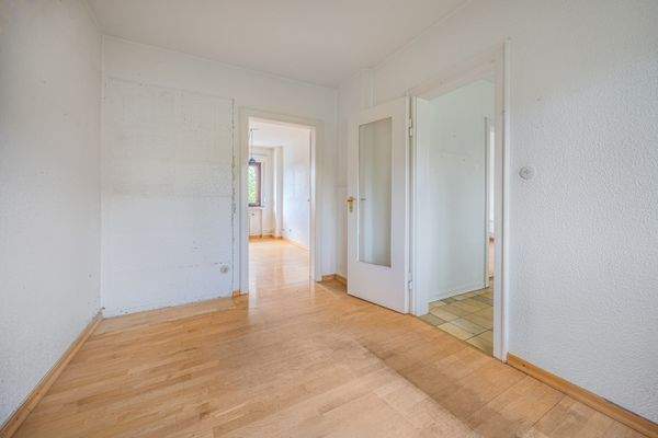 Zimmer mit Durchgang