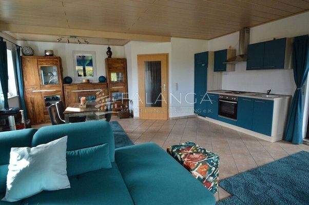 DG - Helles und offenes Wohn-/Esszimmer mit Küche