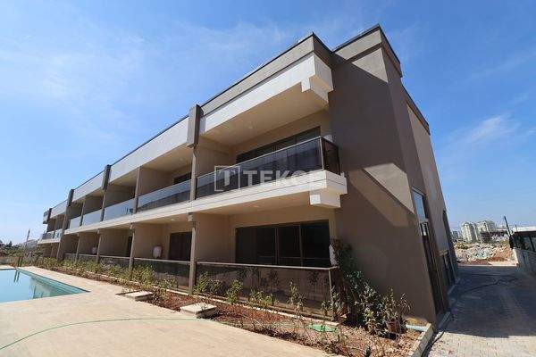 1, 2, and 3-Bedroom Duplex Apartments in Antalya Altıntaş