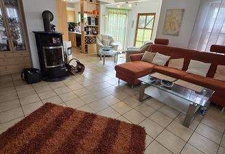 Wohn,-Ess,-Küchenbereich