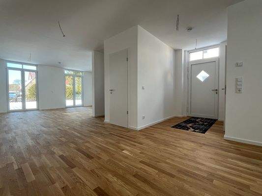 Eingangs- und Wohnbereich