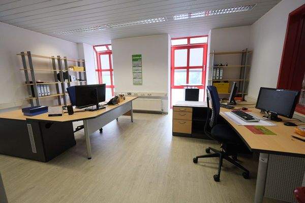 Gewerbe: Büro