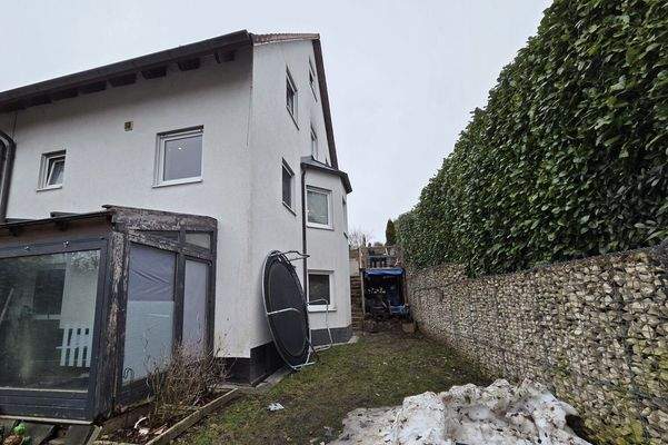 Geräumige Doppelhaushälfte