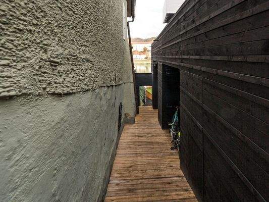 Aussenzugang Gartenbereich/Attelierwohnung/UG
