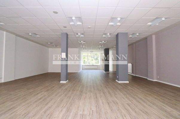 M2185 Ladenfläche 1.1