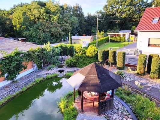 Balkon Galerieebene OG m Blick zum Garten