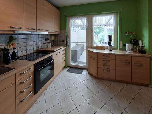 Küche mit Blick zum Garten (Westseite)