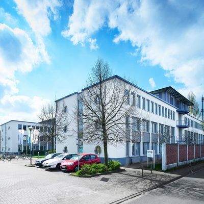 DSCF5526_r_co11v3_low_res