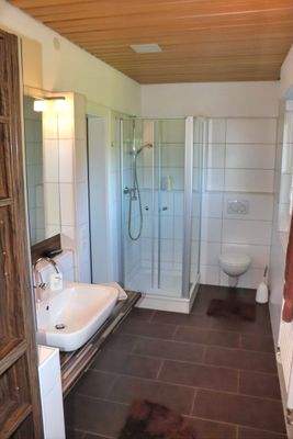 Badezimmer im Erdgeschoss