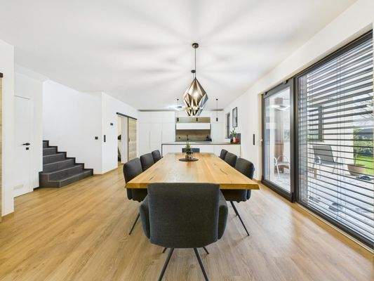 Wohn- und Essbereich 1