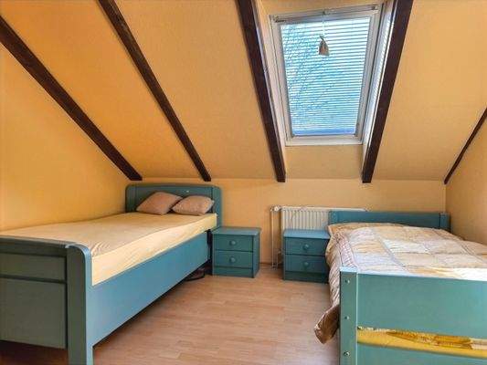 weiteres Zimmer im Dachgeschoss