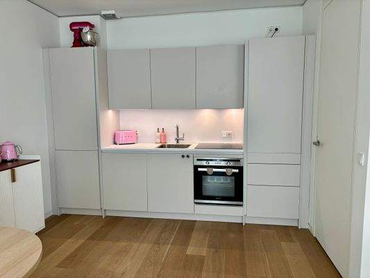 moderne Einbauküche von Ulrike Krages