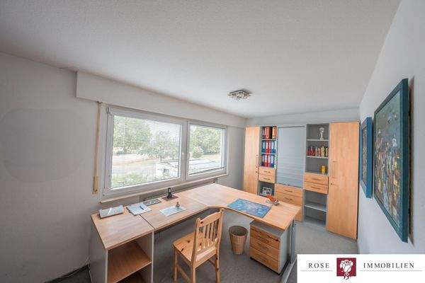 Büro Bild 1