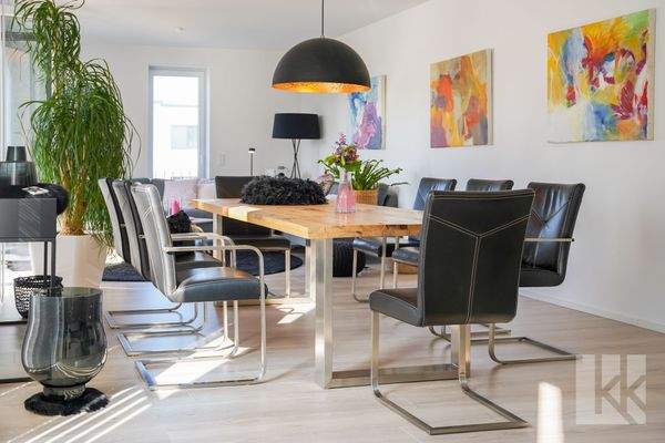 ...Essbereich vor dem...