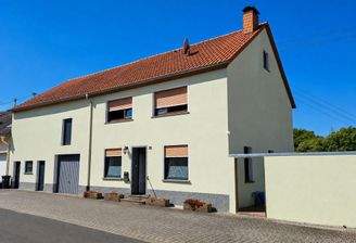 Charakterhaus mit Garage und Nutzungspotenzial
