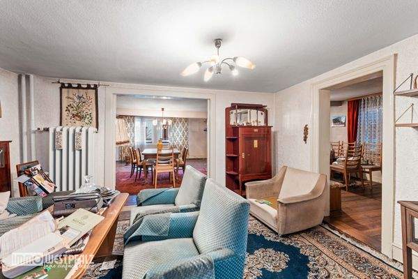 Wohn und Esszimmer Wohnung 1.OG