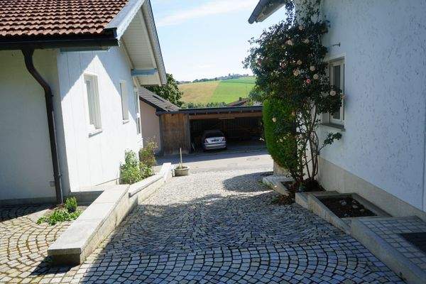 Die Zufahrt - Granitsteinpflaster