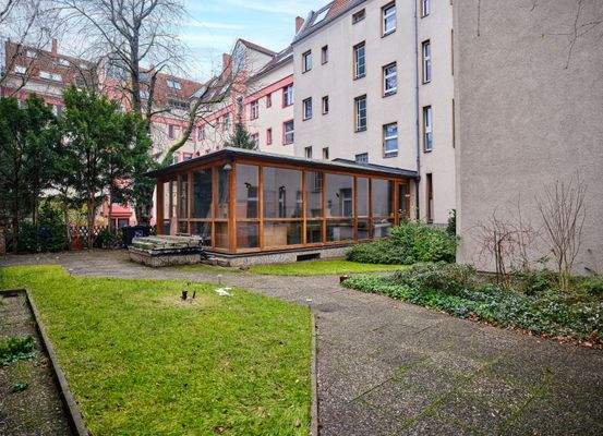 Pavillion im Hof