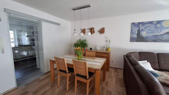 Essbereich im Wohnzimmer