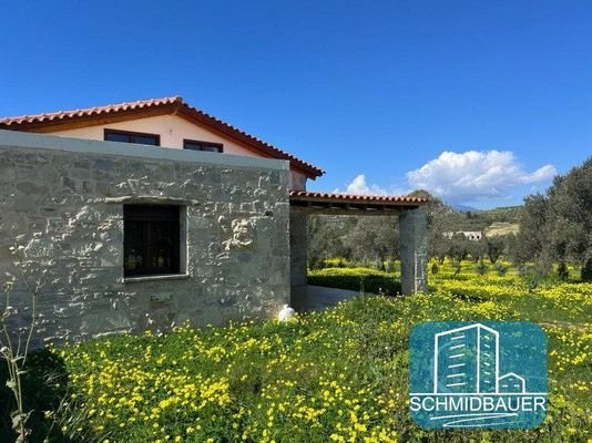 Kreta, Sivas: Steinhaus - eine Doppelhaushälfte zu verkaufen