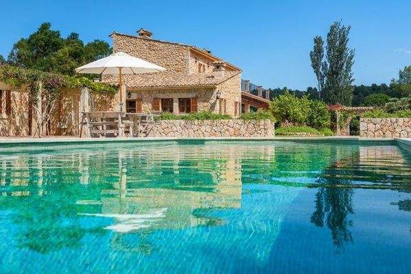 Exterior and Pool (2)